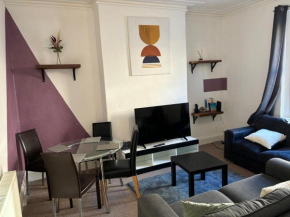 Whitby Elegance Free Parking, Close to Metro and Bus Station